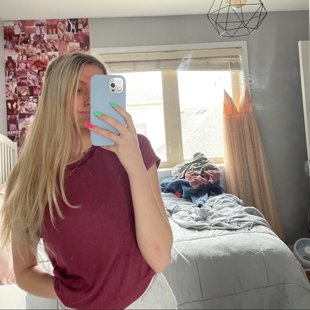 American Eagle top